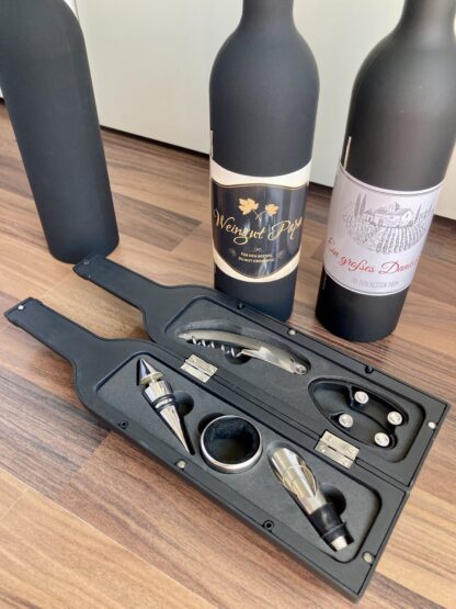 Weinset - Sommelier - Korkenzieher, Flaschenöffner... verpackt in Form einer Weinflasche – Bild 8