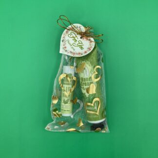 Kleines Dankeschön mit einer Handcreme und Lippenbalsam verpackt - Vanille