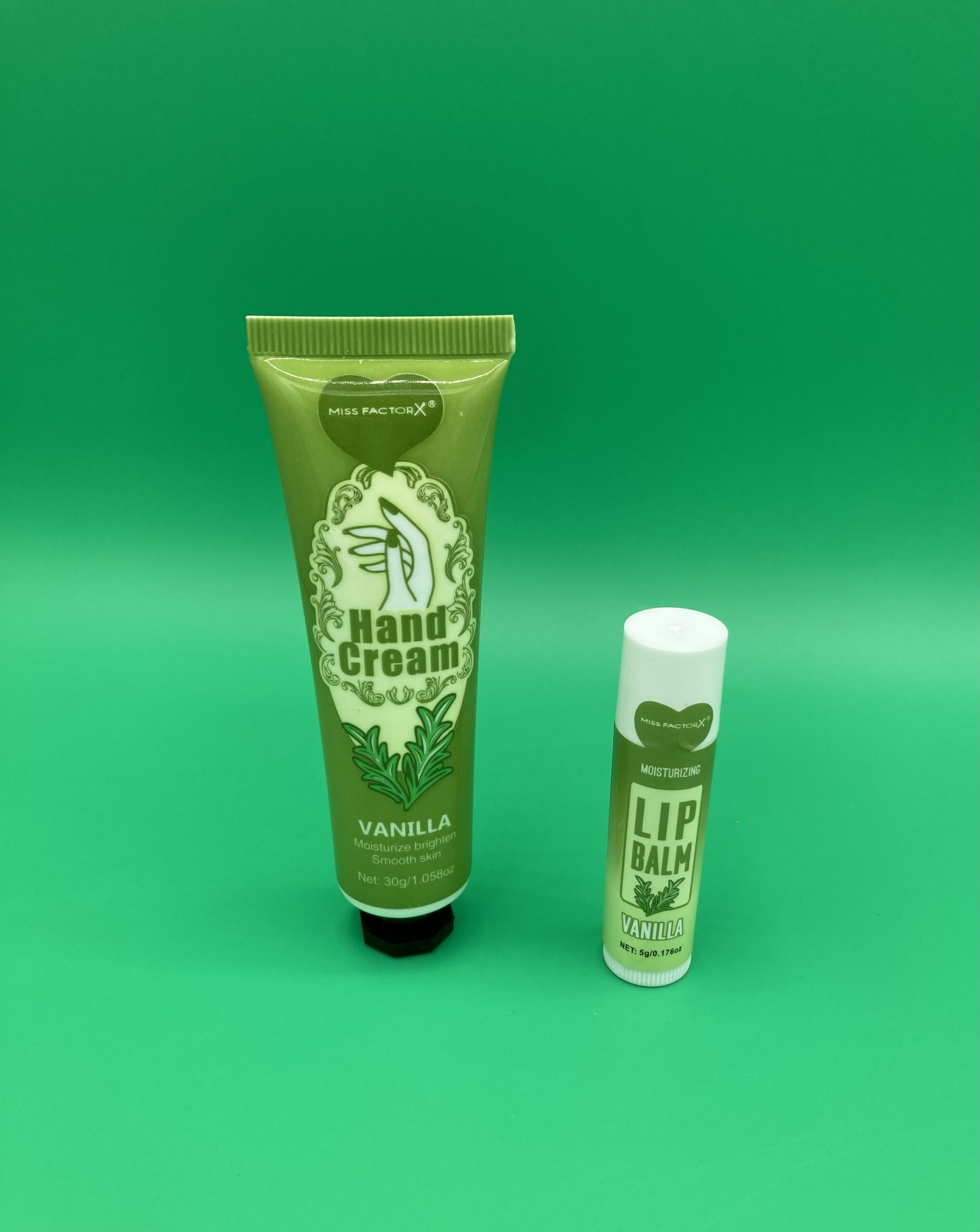 Kleines Dankeschön mit einer Handcreme und Lippenbalsam verpackt - Vanille – Bild 6