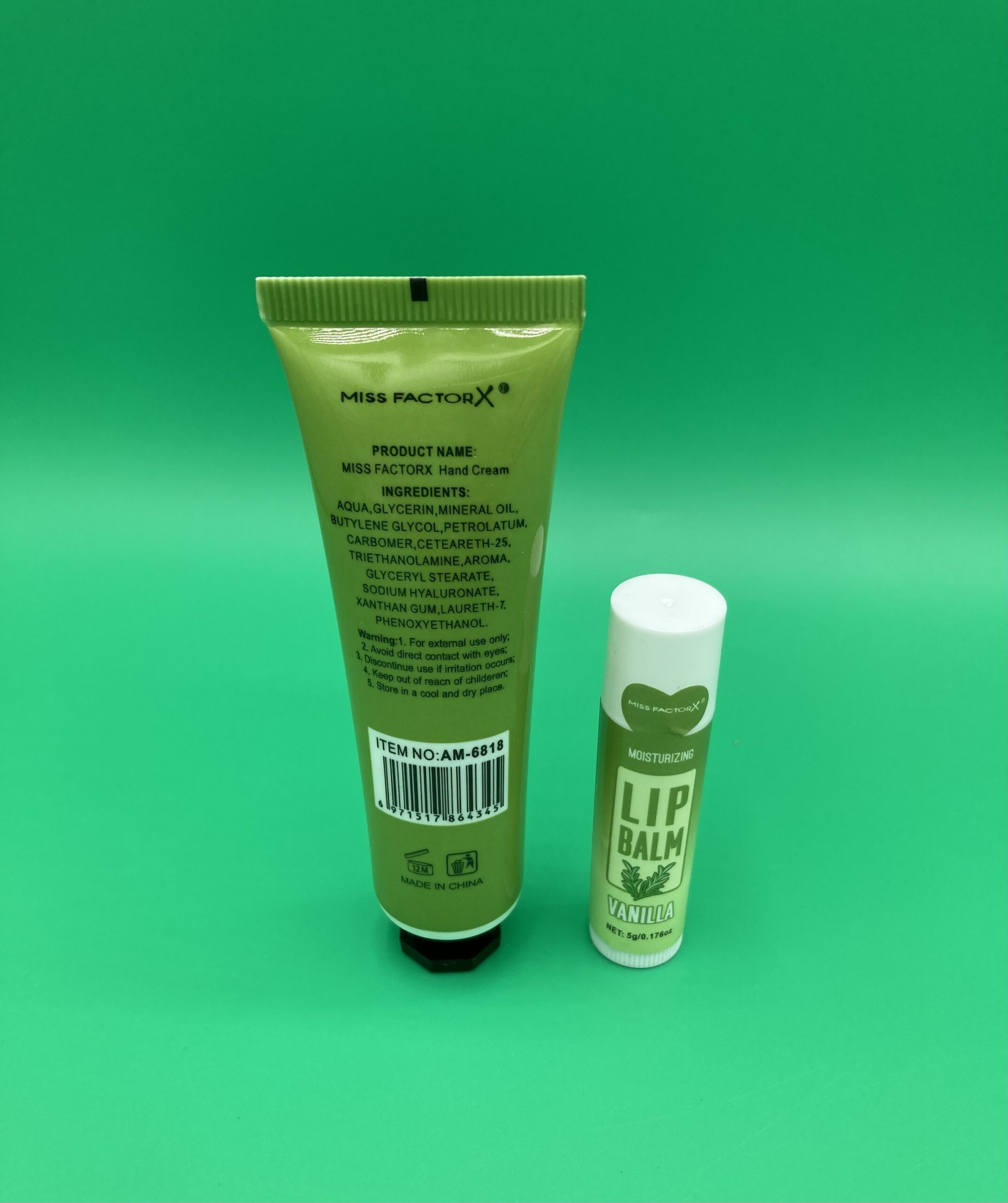 Kleines Dankeschön mit einer Handcreme und Lippenbalsam verpackt - Vanille – Bild 3